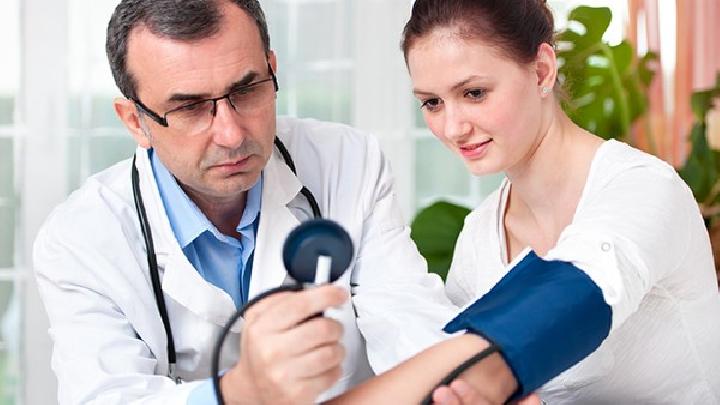 为什么艾滋病的传染率这么高?感染艾滋病症状一般有哪些?